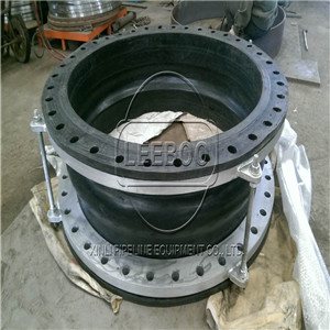 可曲撓<a href=http://www.xinligd.com target=_blank class=infotextkey>橡膠接頭</a>制作工藝新改革